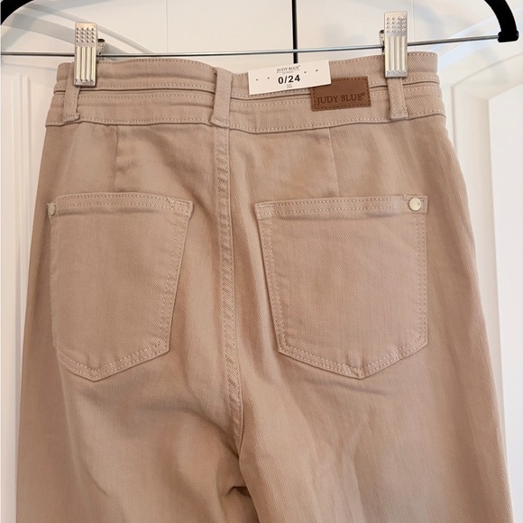 Judy Blue NWT Flare High Rise Jeans Women’s Size 0 / 24 Khaki Tan Tummy Control - Picture 7 of 14